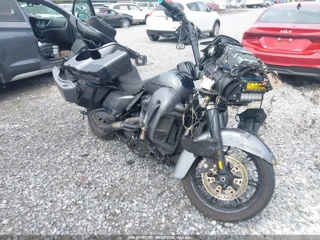HARLEY-DAVIDSON HARLEY-DAVIDSON FLTRK