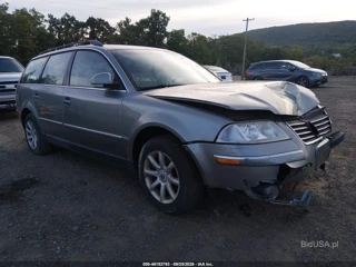 VOLKSWAGEN VOLKSWAGEN PASSAT GLS