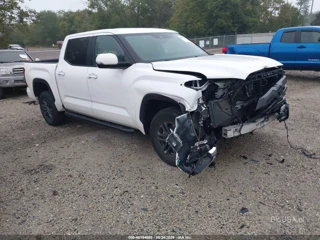 TOYOTA TOYOTA TUNDRA SR5