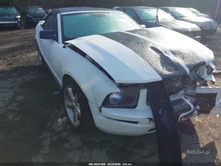 FORD FORD MUSTANG PREMIUM/V6 DELUXE