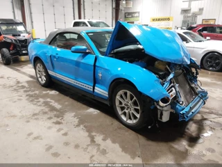 FORD FORD MUSTANG V6 PREMIUM