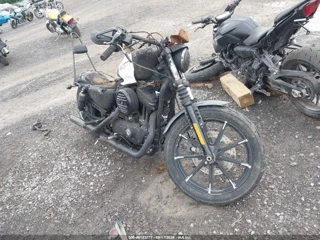 HARLEY-DAVIDSON HARLEY-DAVIDSON XL883 N