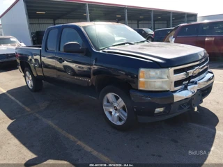 CHEVROLET CHEVROLET SILVERADO 1500 LT1