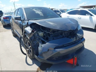 TOYOTA TOYOTA C-HR XLE