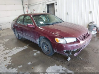 TOYOTA TOYOTA CAMRY LE