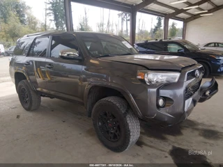 TOYOTA TOYOTA 4RUNNER SR5