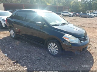 NISSAN NISSAN VERSA 1.8S