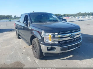 FORD FORD F-150 LARIAT