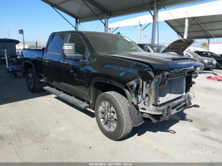 CHEVROLET CHEVROLET SILVERADO 2500HD 4WD  STANDARD BED CUSTOM