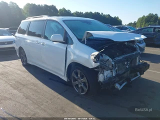 TOYOTA TOYOTA SIENNA SE PREMIUM