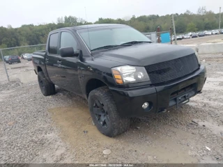 NISSAN NISSAN TITAN XE