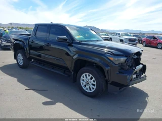 TOYOTA TOYOTA TACOMA SR5
