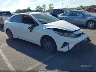 KIA KIA FORTE GT-LINE