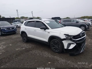 VOLKSWAGEN VOLKSWAGEN TAOS S