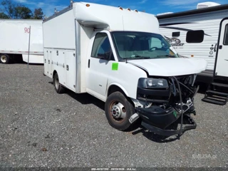 GMC SAVANA CUTAWAY WORK VAN