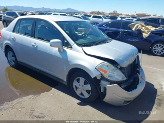 NISSAN NISSAN VERSA 1.8S