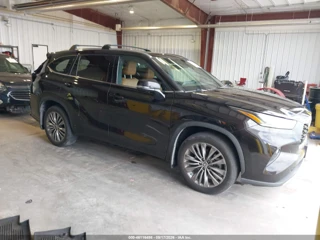 TOYOTA TOYOTA HIGHLANDER PLATINUM