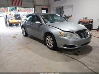 CHRYSLER CHRYSLER 200 TOURING
