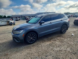 VOLKSWAGEN TIGUAN SE