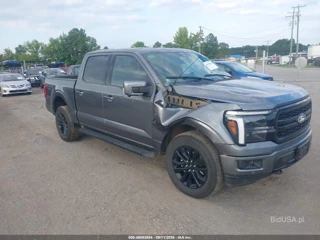 FORD FORD F-150 LARIAT