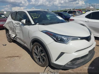 TOYOTA TOYOTA C-HR XLE PREMIUM