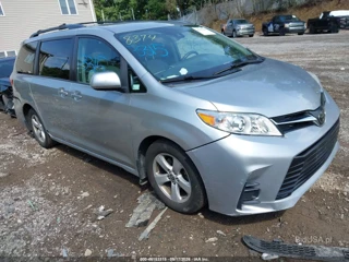 TOYOTA TOYOTA SIENNA LE