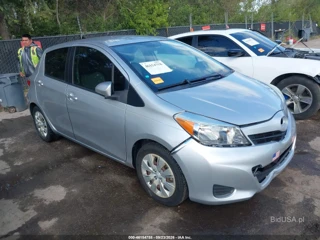 TOYOTA TOYOTA YARIS LE
