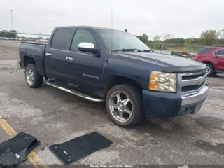 CHEVROLET CHEVROLET SILVERADO 1500 LT1