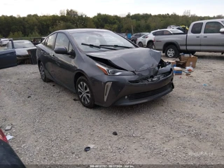 TOYOTA TOYOTA PRIUS XLE