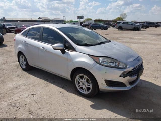 FORD FORD FIESTA SE