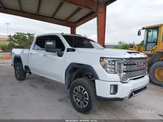 GMC SIERRA 2500HD 4WD  STANDARD BED DENALI