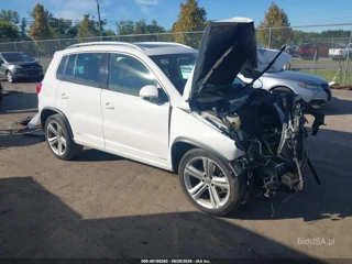 VOLKSWAGEN VOLKSWAGEN TIGUAN R-LINE