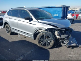 VOLKSWAGEN VOLKSWAGEN TIGUAN 2.0T SE R-LINE BLACK