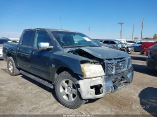 NISSAN NISSAN TITAN SE