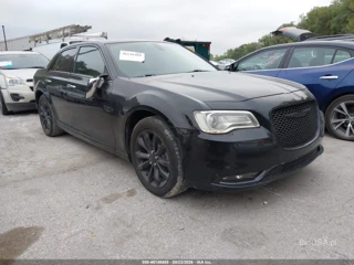 CHRYSLER CHRYSLER 300 LIMITED AWD