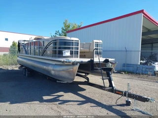 GODFREY GODFREY PONTOON