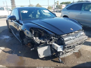 PORSCHE PORSCHE PANAMERA 4