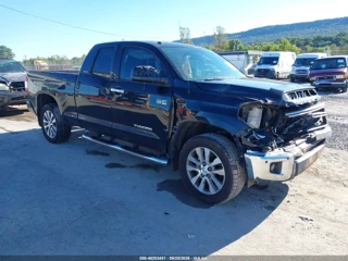 TOYOTA TOYOTA TUNDRA LIMITED 5.7L V8
