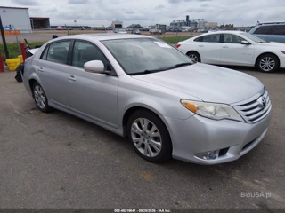 TOYOTA TOYOTA AVALON