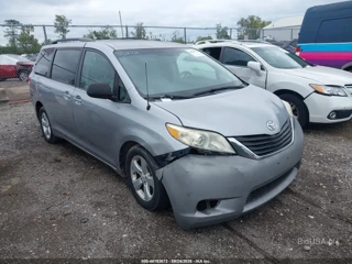 TOYOTA TOYOTA SIENNA LE V6 8 PASSENGER