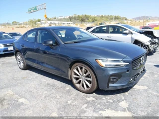 VOLVO VOLVO S60 T5 MOMENTUM