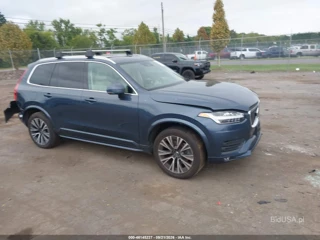 VOLVO VOLVO XC90 T5 MOMENTUM 7 PASSENGER