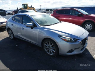MAZDA MAZDA MAZDA3 TOURING