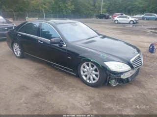 MERCEDES-BENZ MERCEDES-BENZ S 550 4MATIC