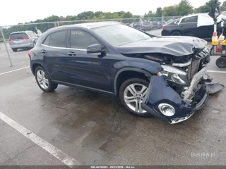MERCEDES-BENZ MERCEDES-BENZ GLA 250 4MATIC