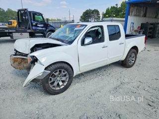 NISSAN FRONTIER SL