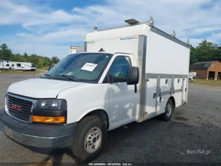 GMC SAVANA CUTAWAY WORK VAN