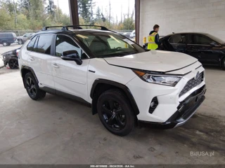 TOYOTA TOYOTA RAV4 HYBRID XSE