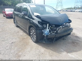 TOYOTA TOYOTA SIENNA LIMITED PREMIUM