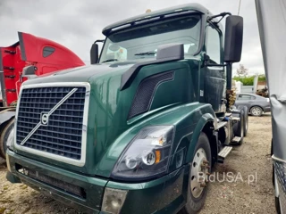VOLVO VNL
